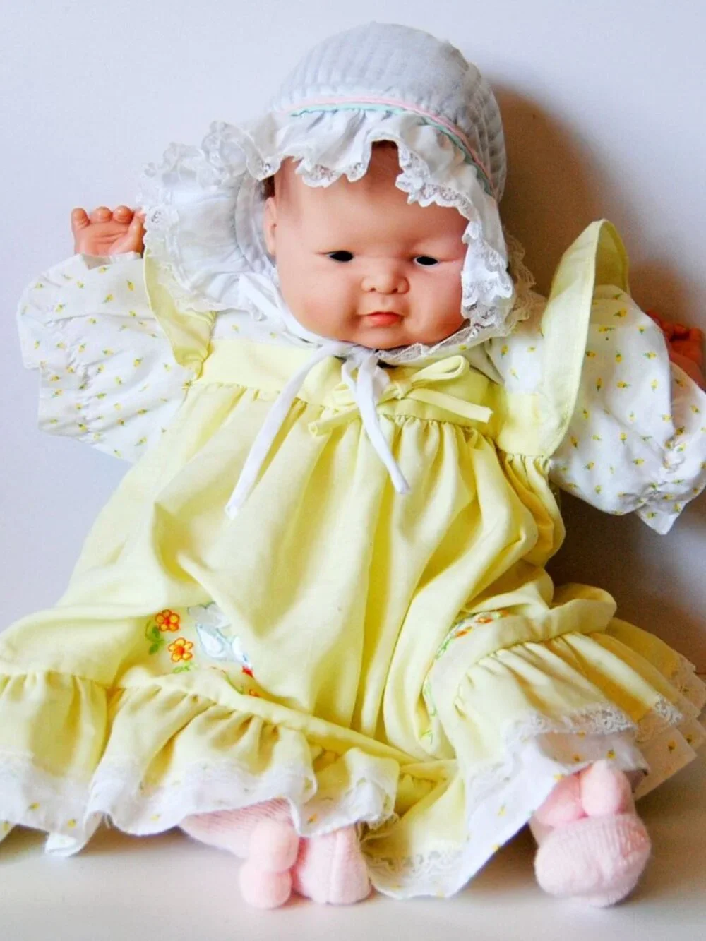 Vintage 1960s Cloth‑Body Baby Doll – Baby Dear Style Clone – Uneeda/Sayco Type